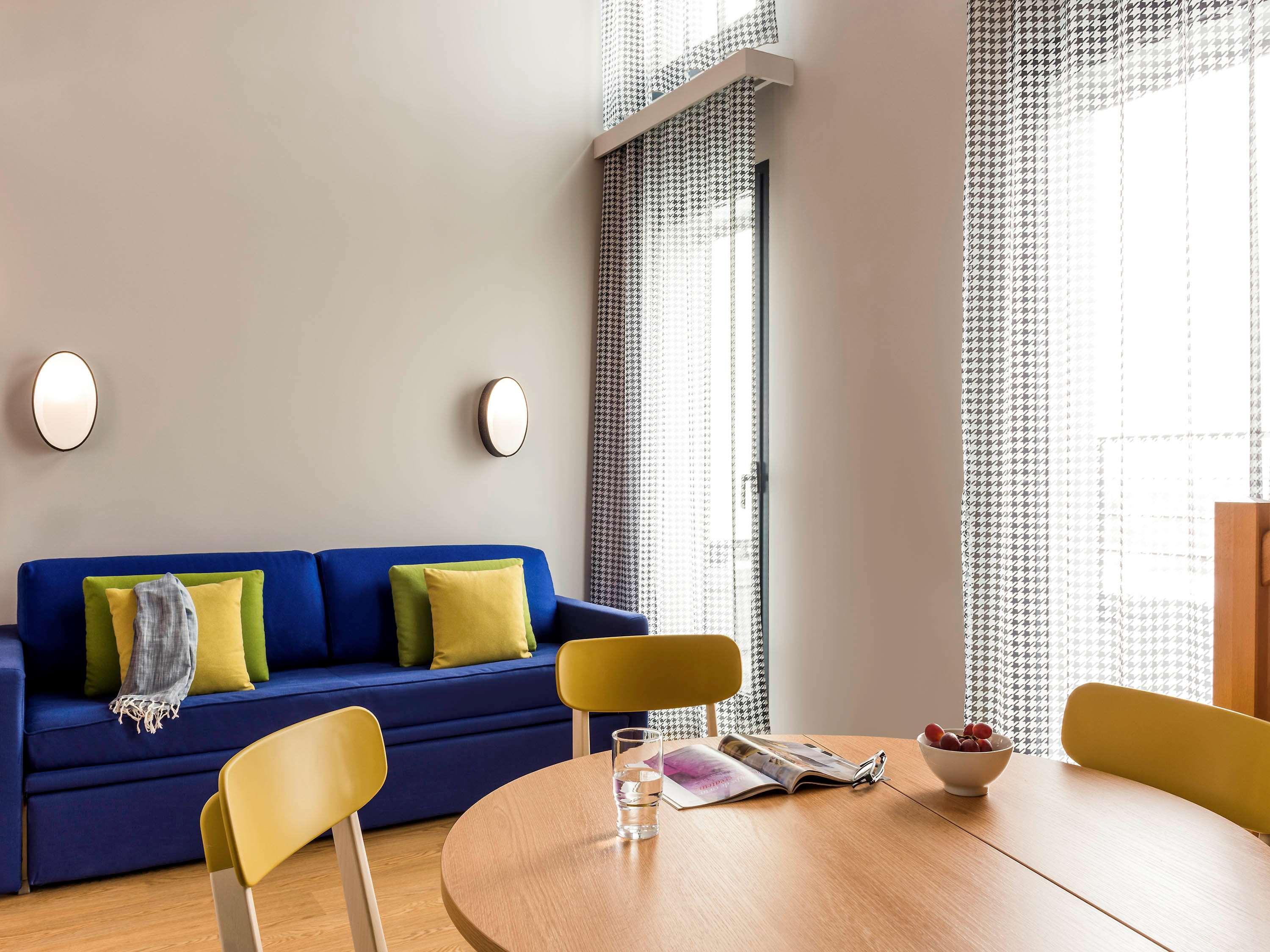 อพาร์ตโฮเต็ล อดาจิโอ แอคเซส โกลองบ์ ลา เดฟองซ์ Aparthotel โคล็อมบ์ ภายนอก รูปภาพ
