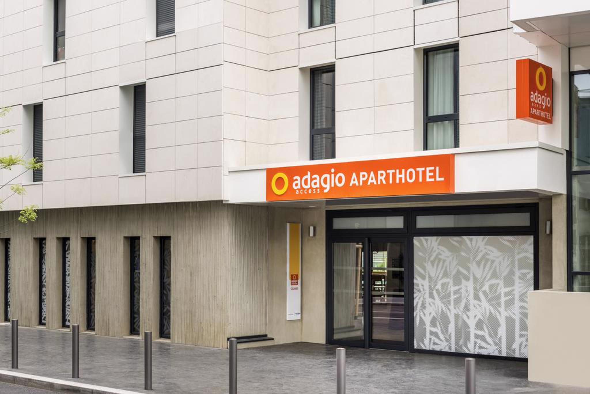 อพาร์ตโฮเต็ล อดาจิโอ แอคเซส โกลองบ์ ลา เดฟองซ์ Aparthotel โคล็อมบ์ ภายนอก รูปภาพ