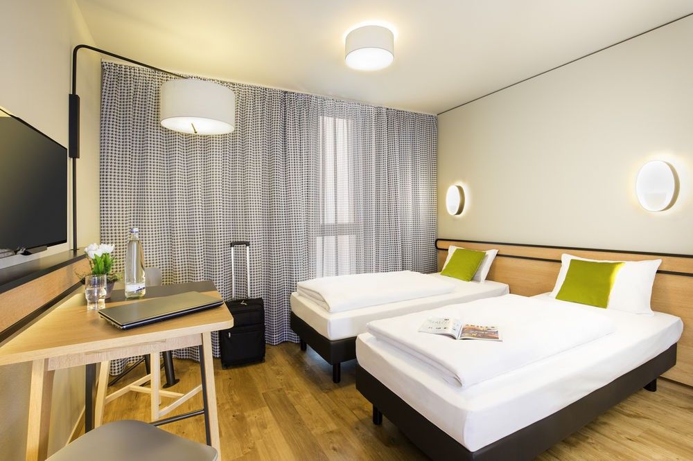อพาร์ตโฮเต็ล อดาจิโอ แอคเซส โกลองบ์ ลา เดฟองซ์ Aparthotel โคล็อมบ์ ภายนอก รูปภาพ