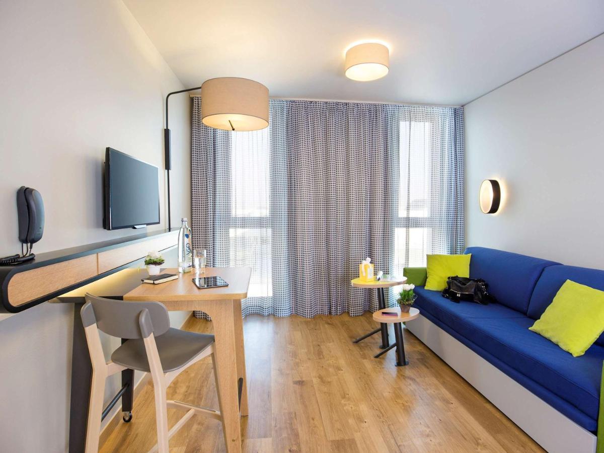 อพาร์ตโฮเต็ล อดาจิโอ แอคเซส โกลองบ์ ลา เดฟองซ์ Aparthotel โคล็อมบ์ ภายนอก รูปภาพ